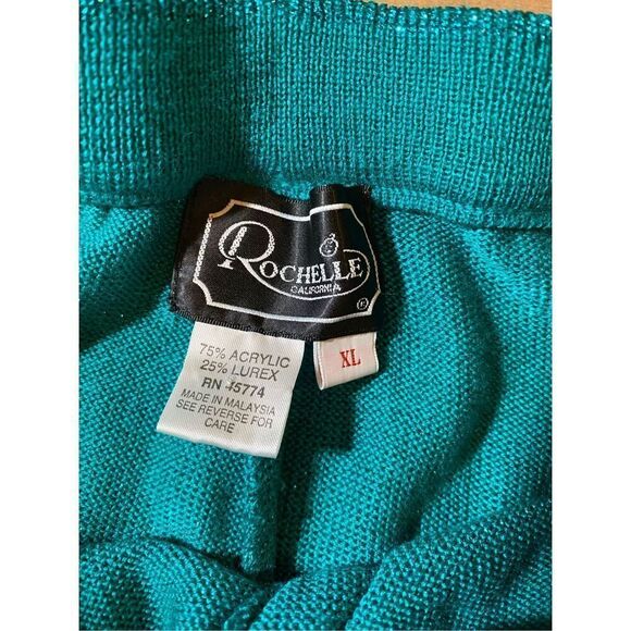 Rochelle‎ Shimmering Top With Matching Bottoms - Picture 8 of 10